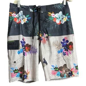 Oneill Mens 20” L Board Shorts Floral Print Size 34 Waist Multicolor Tropical